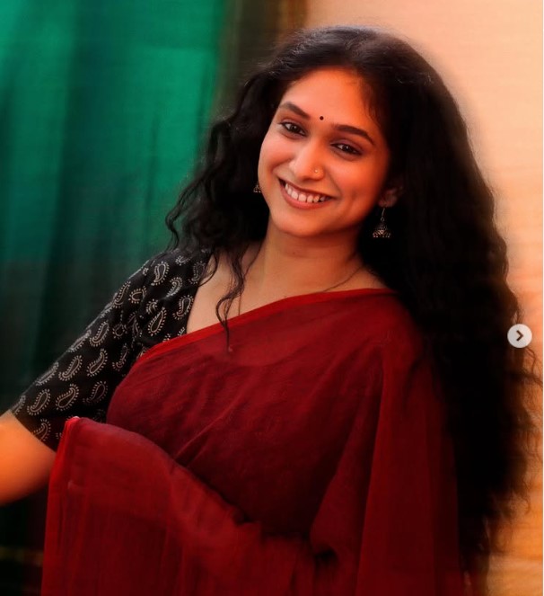 Priyadarshini Indalkar age
