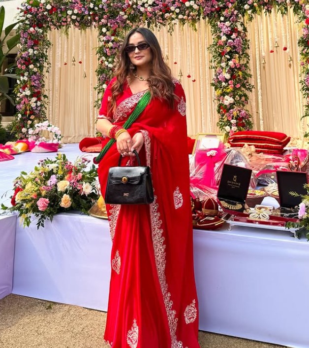 Sandhya Kc height