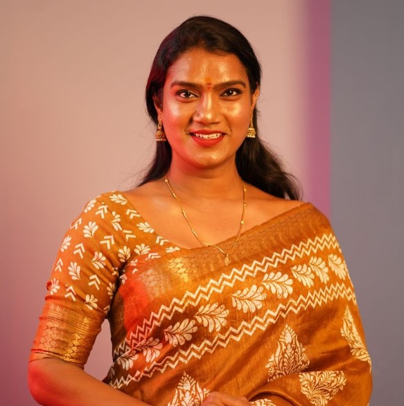 Vaishulisa Vallal bio