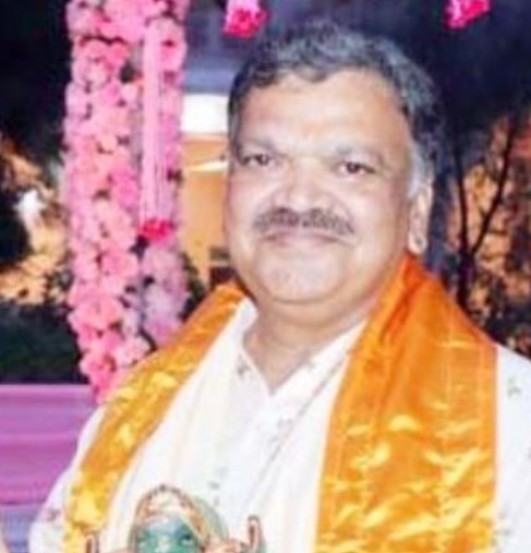 Vallabh Maheshwari bio