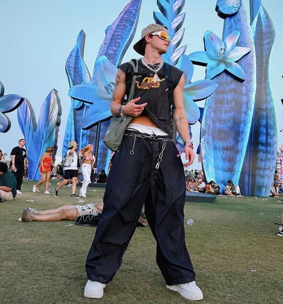 Corbyn Besson height