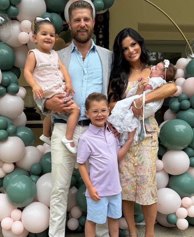 Courtney Galiano with her husband and kids