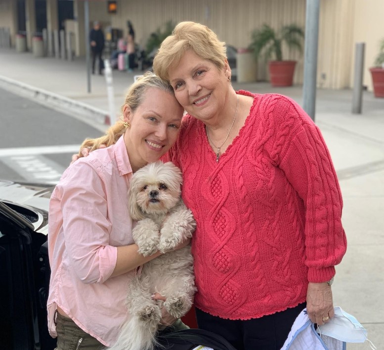 Erin Cummings with her mom