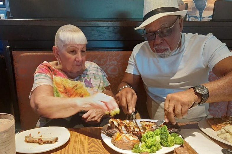 Kimbella Vanderhee's parents
