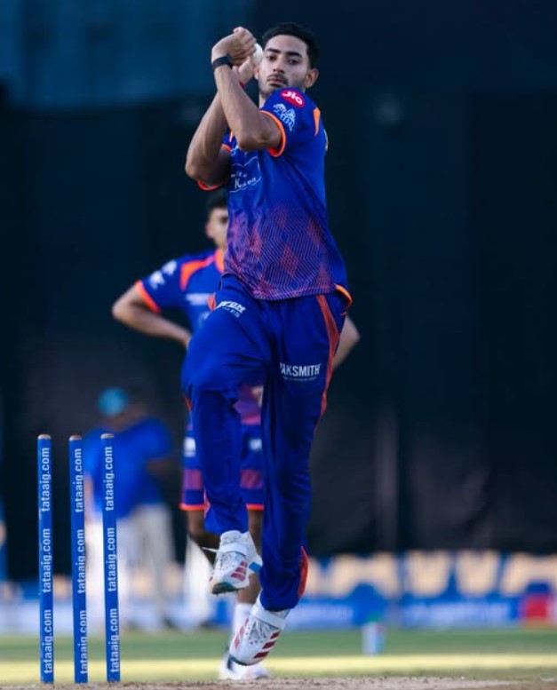 Krish Bhagat profession