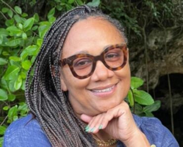 LaDonna Hughley (D.L. Hughley’s Wife)