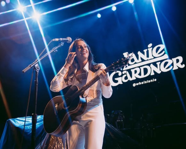 Lanie Gardner profession