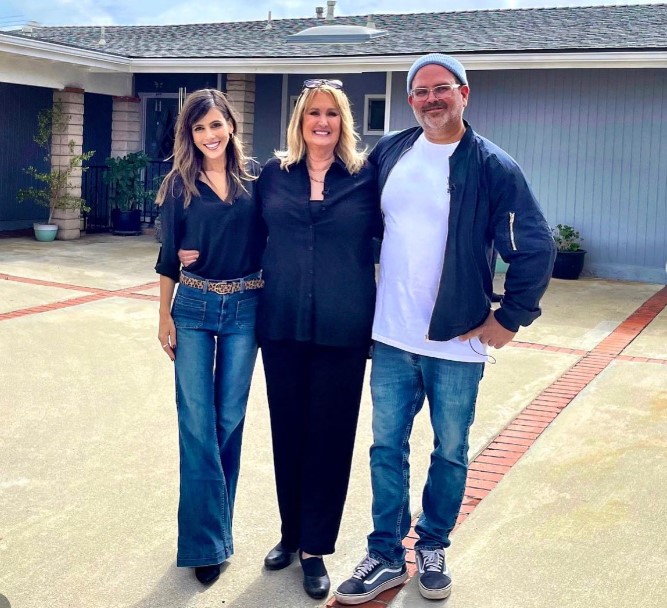 Megan Henderson with her mom and brother