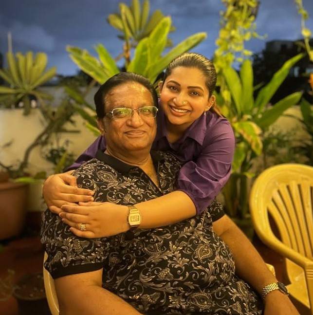 Nakshathra Nagesh with her dad