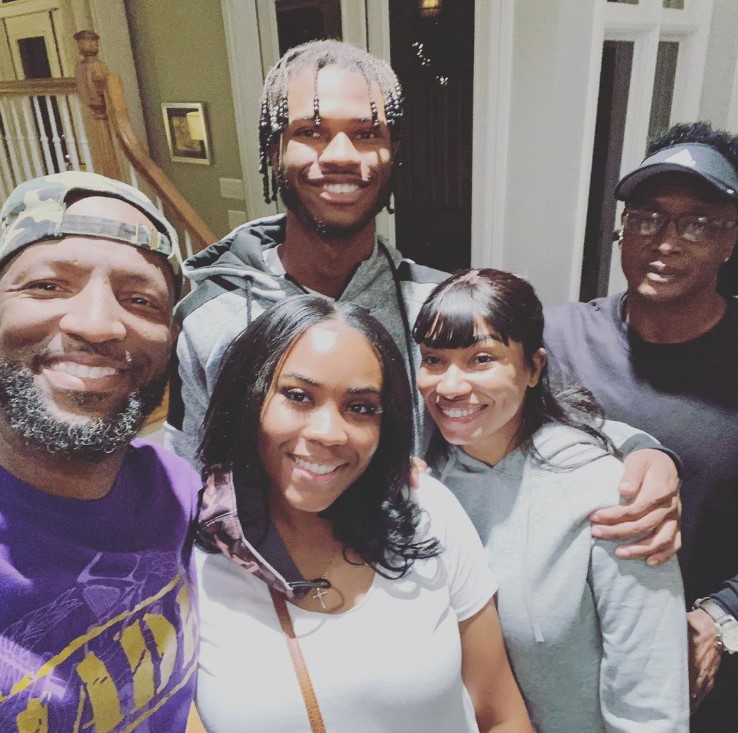 Rickey Smiley with his family