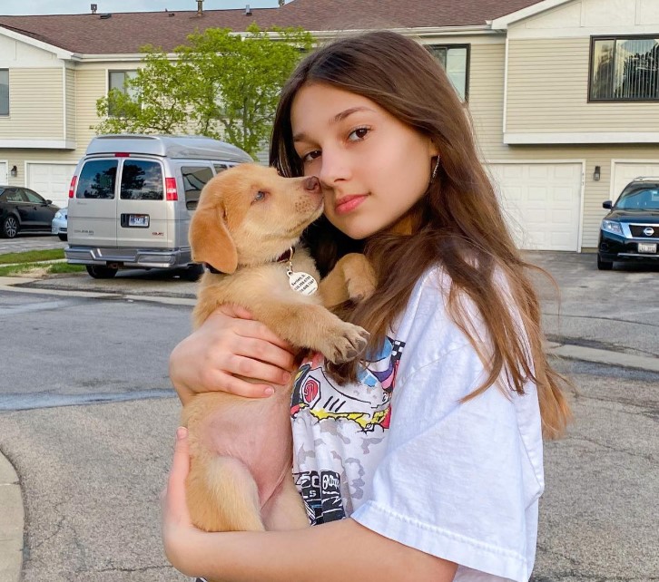 Sara Dobrik wiki