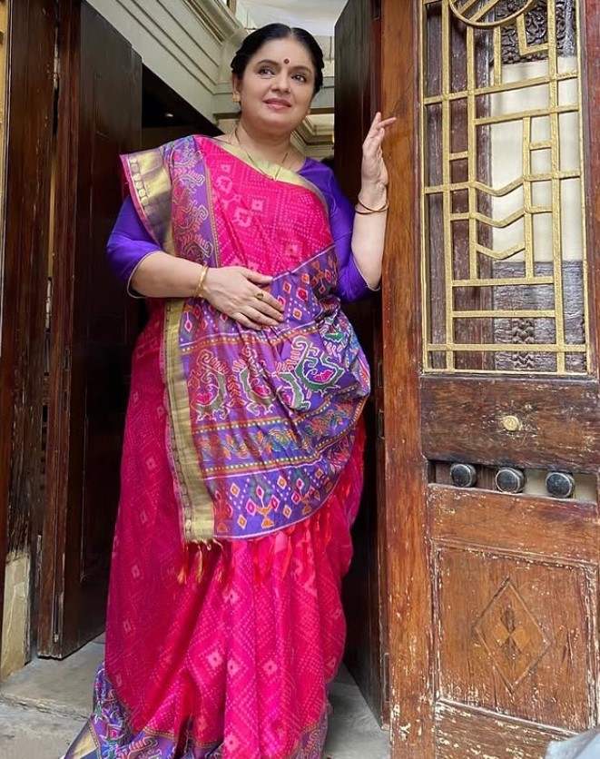 Chhaya Vora height