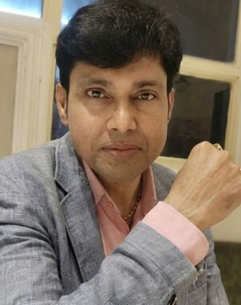 Hemant Modi age