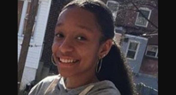 Janaiyah GoldenTwinz