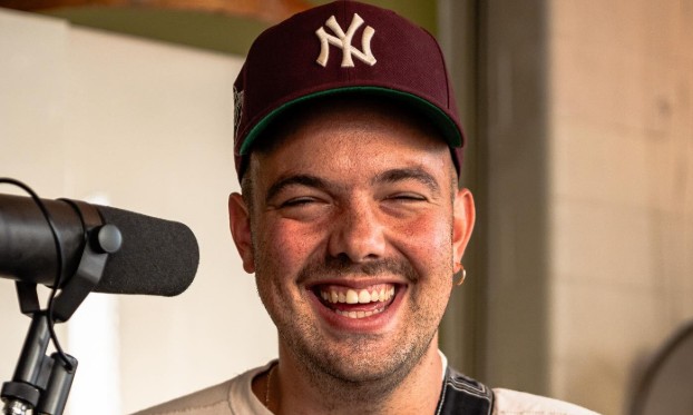 Mac Ayres