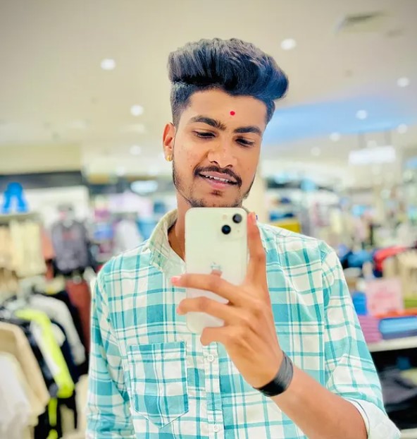 Mahesh Pawar wiki