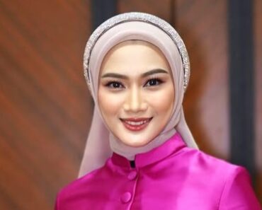Melody Nurramdhani Laksani