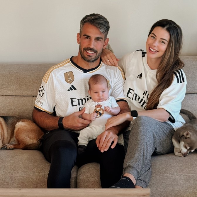 Samantha Abernathy with her husband and son