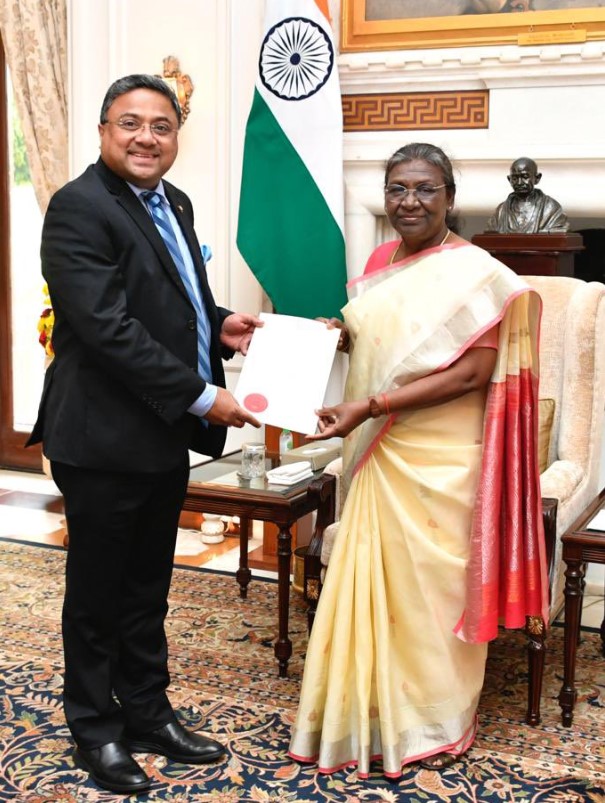 Sibi George with President of India Droupadi Murmu