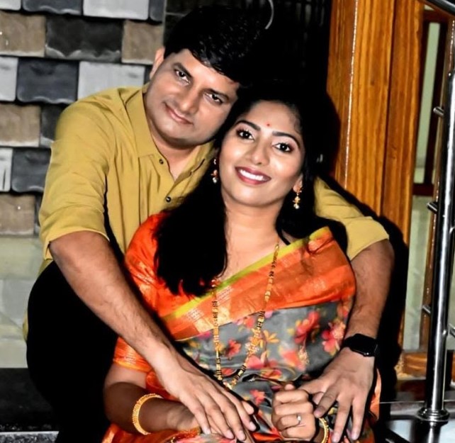 Tejaswi Satpute with her husband