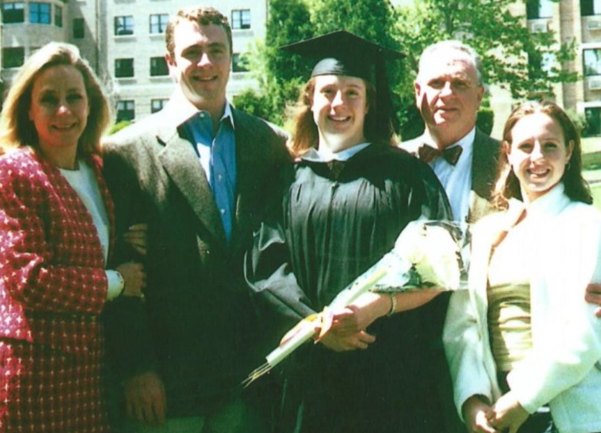 Welles Crowther with his parents and sisters