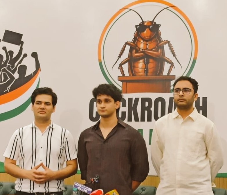 Ashutosh Ranka (right) with Saurav Das (middle) and Vijeta Dahiya (left) in CJP event