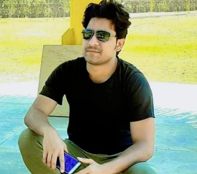 Bharat Tiwari wikipedia