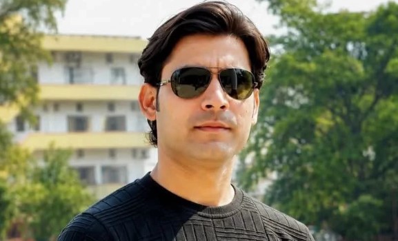 Bharat Tiwari
