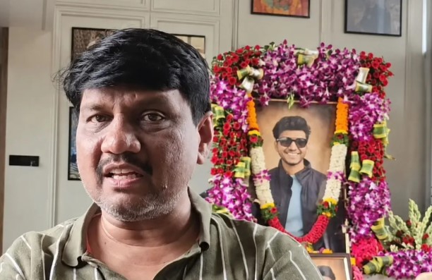 Ketan Agarwal's father
