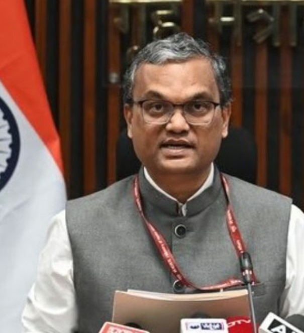 Lokhande Prashant Sitaram during a press conference