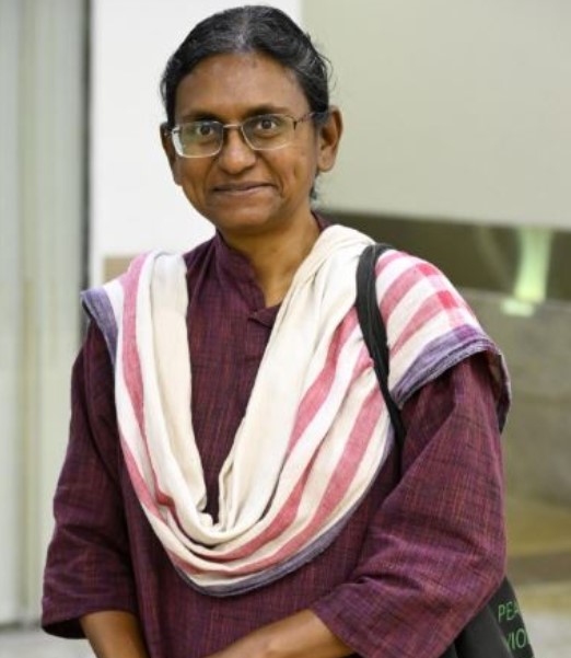 Meenakshi Natarajan bio