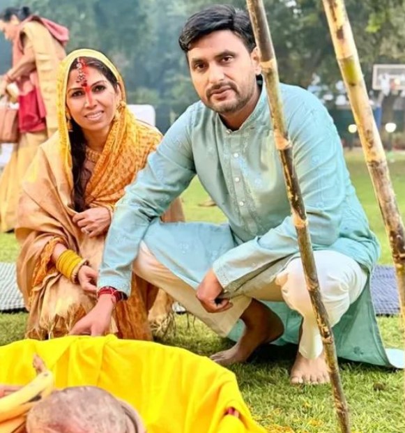 Neeraj Singh with his wife Neelam Singh