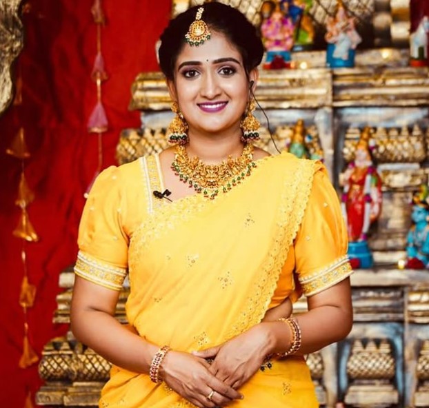 Roopika age