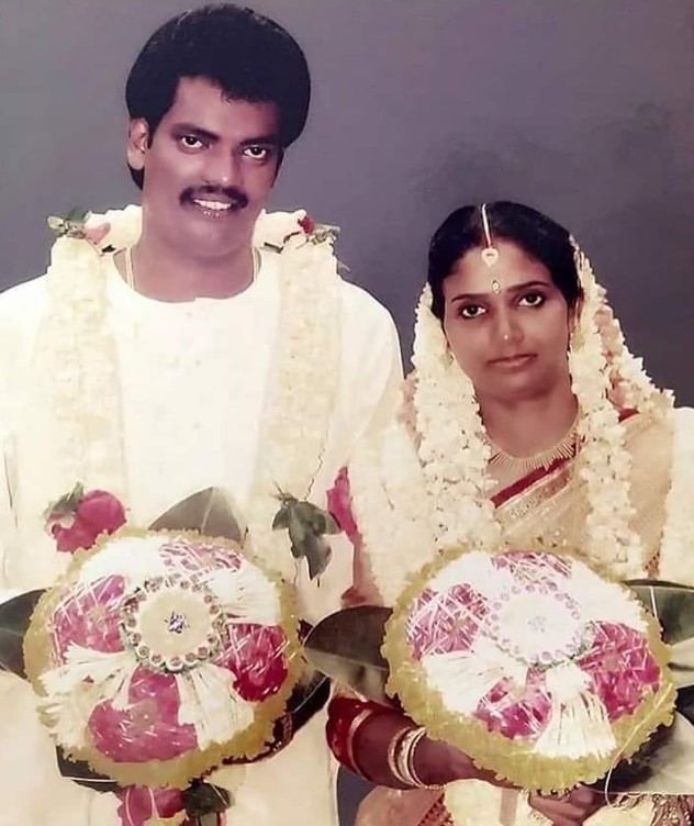 Salim Kumar with his wife