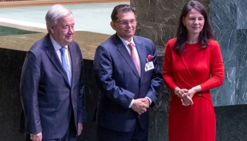 Secretary General António Guterres (left) and General Assembly President Annalena Baerbock (right), with Khalilur Rahman, President-elect of the eighty-first Session of the General Assembly