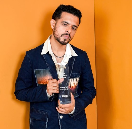 Akash Makhija won IMDB STARmeter Award