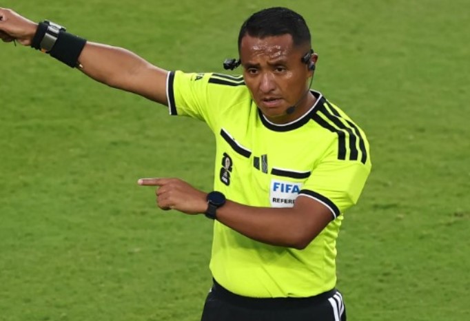 Iván Barton during a FIFA World Cup