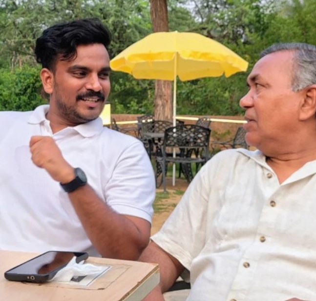 Kapil Dinkar with his father