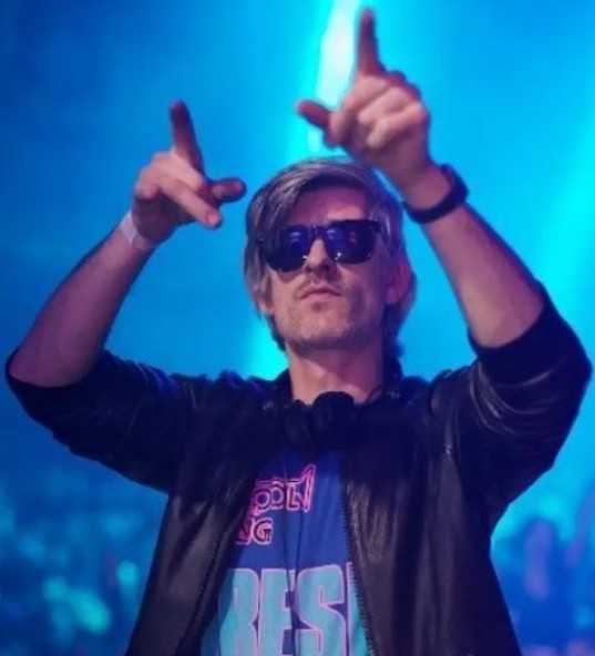 Kavinsky bio