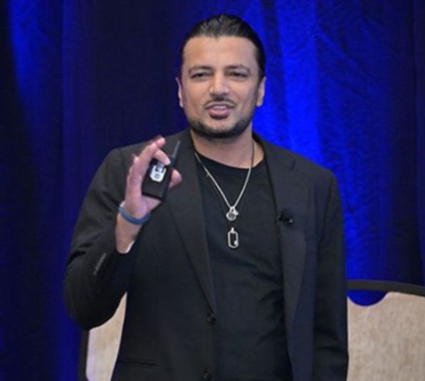 Khizer Khaderi career