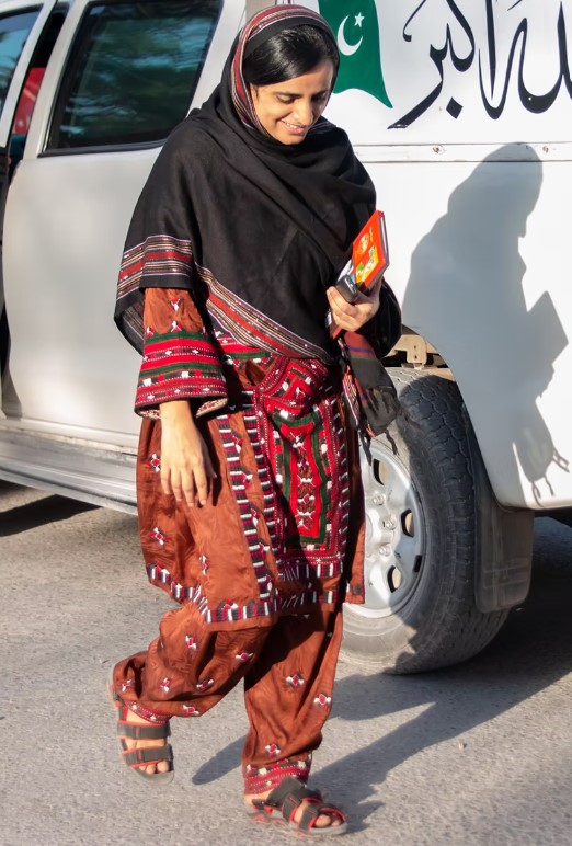 Mahrang Baloch height