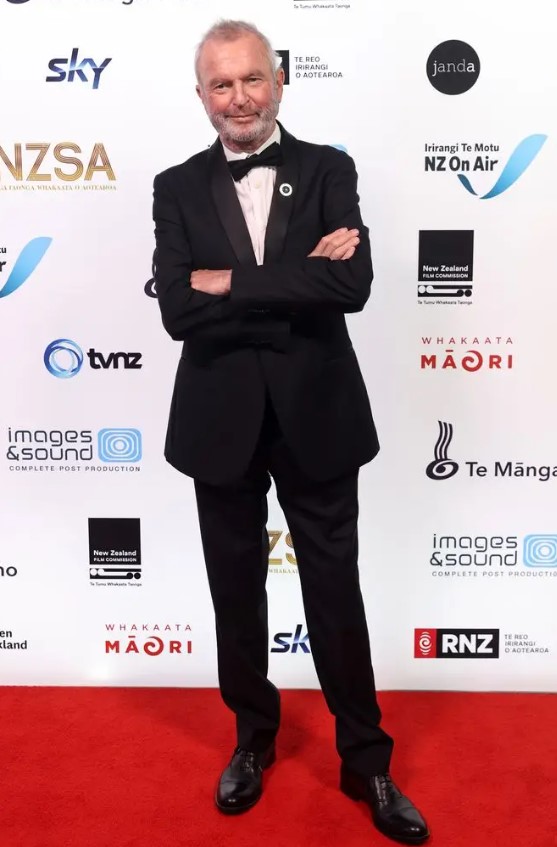 Sam Neill height