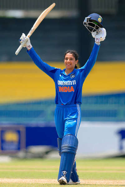 Smriti Mandhana height