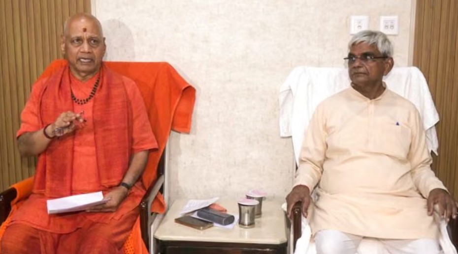 Swami Govind Dev Giri Ji Maharaj, treasurer and Krishna Mohan, new acting general secretary of the Shri Ram Janmabhoomi Teerth Kshetra Trust, at a press conference in Ayodhya Monday