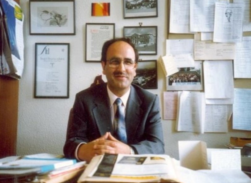 Syed Amin Tabish career