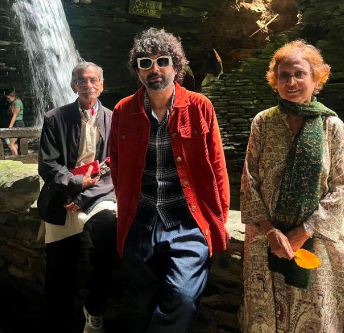 Amartya Bhattacharyya with his parents