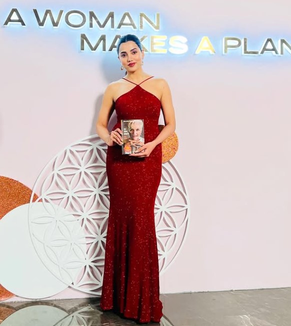 Ananya Raj height