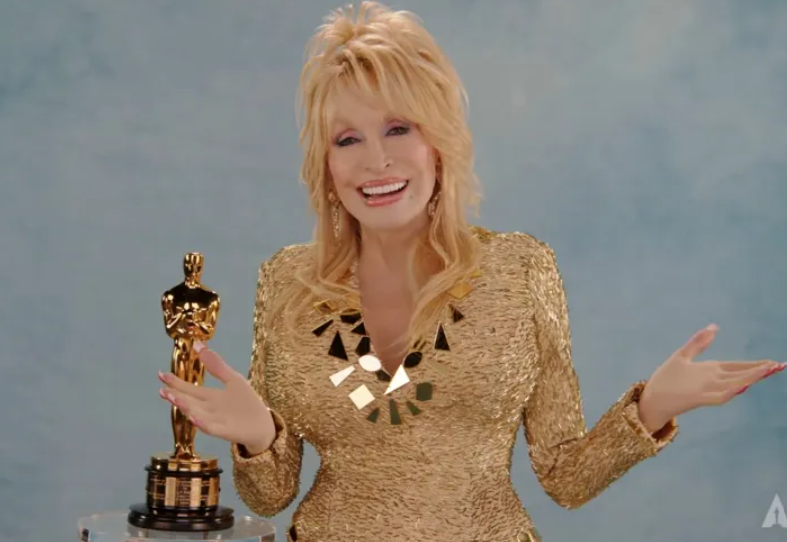 Dolly Parton honored with the Oscar Award for Humanitarian Work