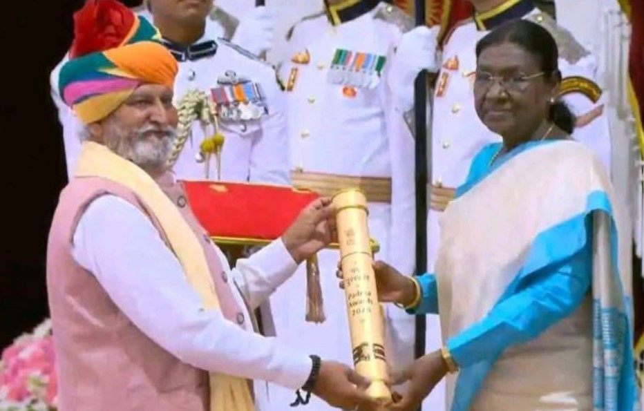 Gafruddin Mewati Jogi received Padma Shri Award (2026) from the President of India Droupadi Murmu