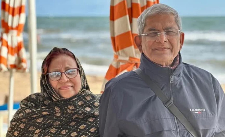 Mirza Fakhrul Islam Alamgir with his wife